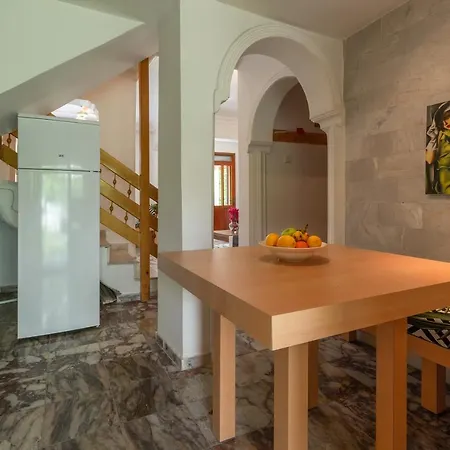 Bella 2 - Triplex With Private Garden Villa Belek