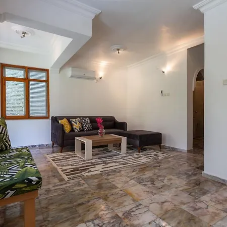 Bella 2 - Triplex With Private Garden Villa Belek